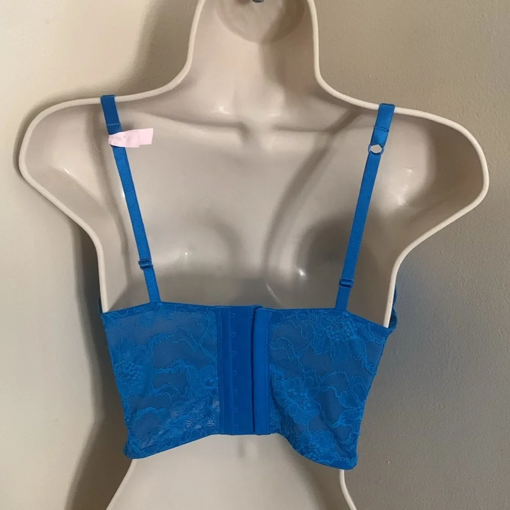 Victoria's Secret Vibrant Blue bombshell  Lace Bra $85 new79